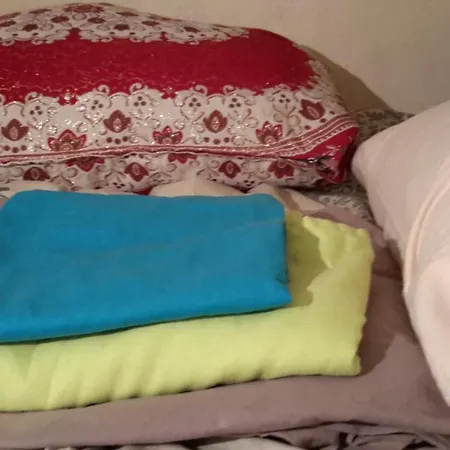 Room In Apartment - Nice Independent Comfortable Studio For One Guest In Paris 1 *