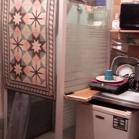 Guest house Room In Apartment - Nice Independent Comfortable Studio For One Guest In Paris 1 Paris